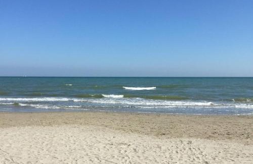 Riccione Apartment | Experience Oceanfront Bliss at San Martino-Flexrent Abissinia
