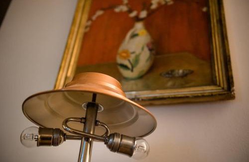 Genoa Historical Centre Apartment | Discover San Matteo 23: Family-Friendly Retreat with High Ratings