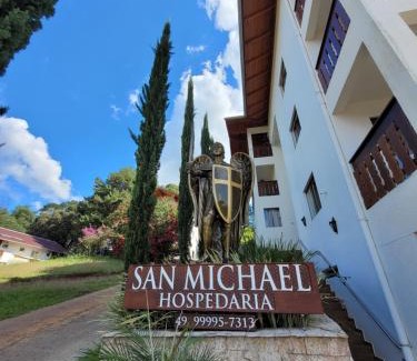 Treze Tilias Apartment | Exceptional San Michael Hospedaria - Child-Friendly Retreat