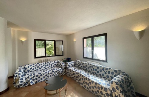San Pantaleo House | Discover San Pantaleo Villa with Family-Friendly Amenities