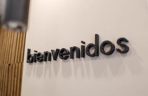 San Pedro Hotel | Budget-Friendly San Pedro Hotel with Pool & Hot Tub Access