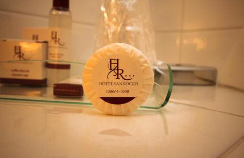 Scanzorosciate Hotel | Pet-Friendly San Rocco Hotel: Family-Approved Comfort Awaits