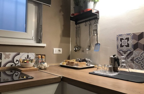 Crocetta Apartment | Discover San Secondo Street: Family-Friendly Retreat with Spa
