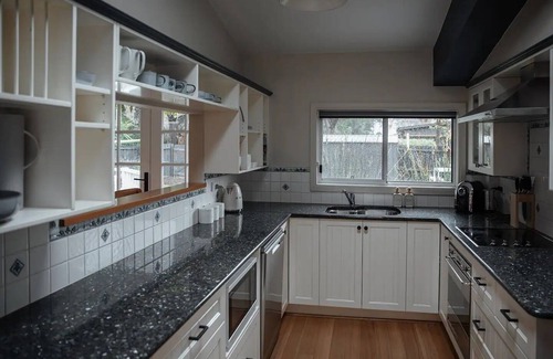 Seven Mile Beach House | Ocean View Retreat: San Souci at Seven Mile Beach