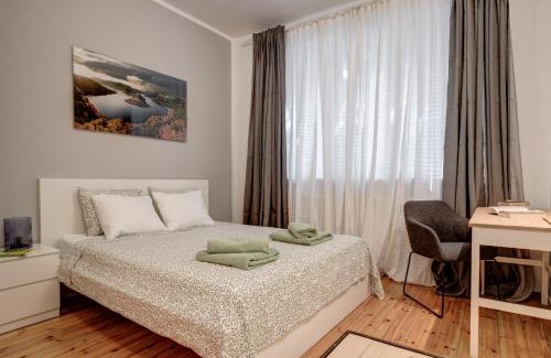Oborishte Apartment | San Stefano 4 Free Parking 2 BRDM 100m Zaimov Park