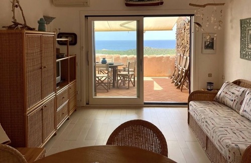 Capo Coda Cavallo Apartment | Beautiful San Teodoro Punta Est: Ocean View & Breakfast