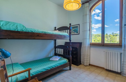 San Vivaldo Apartment | San Vivaldo: Oceanfront Retreat with Pool & Spa Amenities