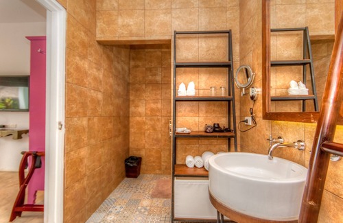 Hua Hin Hotel | Relax at Sanae Beach Hua Hin - Rated 8.8/10 with Ocean Views