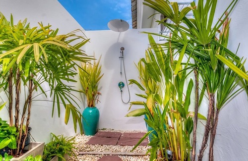 Hua Hin Hotel | Relax at Sanae Beach Hua Hin - Rated 8.8/10 with Ocean Views