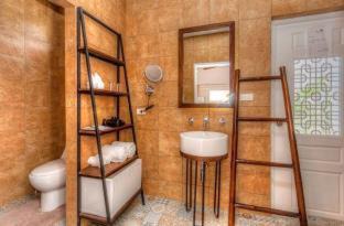Pak Nam Pran Resort | Relax at Sanae Beach Hua Hin: Oceanfront Bliss Awaits