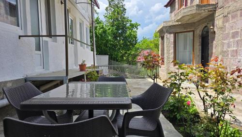 Sanahin House | Unforgettable Stay at Sanahin OLD&NEW with Breakfast Included