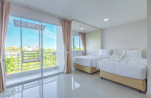 Bang Phli Hotel | Top-Rated Sananwan Hometel with Pool & Family-Friendly Perks