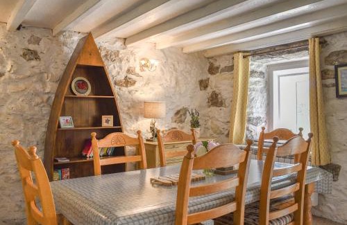 Garn Fadryn House | Pet-Friendly Sanctuary Cottage: Rated 8.7/10 by Guests