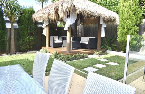 Seaforth House | Idyllic Retreat Near Beaches and Sydney City - Rated 10/10