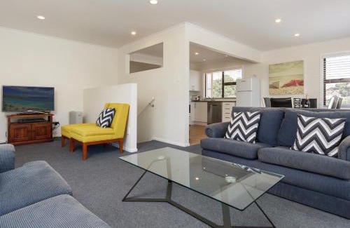 Mount Maunganui House | Family-Friendly Sand Castles in Mount Maunganui