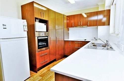 Currumbin Hotel | Idyllic Sand Castles on Currumbin Beach with Ocean Views