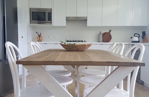 Currarong Cottage | Beachside Retreat at Sand @ Currarong - Guest Rated 9.8
