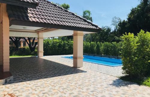 Kram House | Relaxing Pool Villa at Sand-D House, Rock Garden Beach Resort