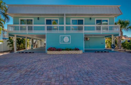 South Island Villa | Discover Sand Dollar 1: Family-Friendly with Pool & Pets