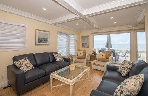 Mattituck House | Sand Dollar Beach House:North Fork,Vineyards,Farm Stands,Kayaks