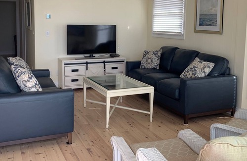 Mattituck House | Sand Dollar Beach House:North Fork,Vineyards,Farm Stands,Kayaks
