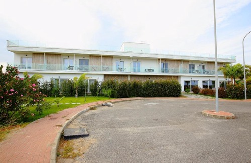 Botricello Hotel | Discover Oceanfront Relaxation at Sand Hotel - Guest Rated 9/10
