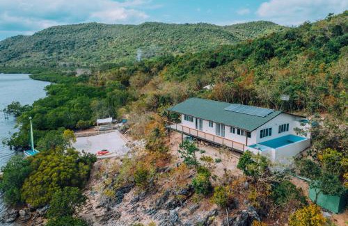 Coron House | Sand Island Beach and Dive Resort