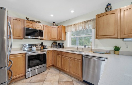 Chincoteague House | Scenic Sand Penny with Bay Views and Family-Friendly Amenities