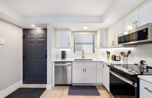 Sanibel Condo | Beachside Getaway: Sand Pointe 112 with Ocean View