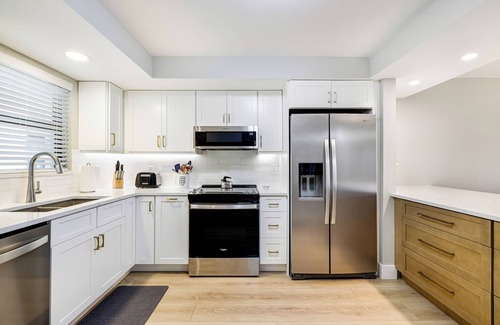 Sanibel Condo | Beachside Getaway: Sand Pointe 112 with Ocean View
