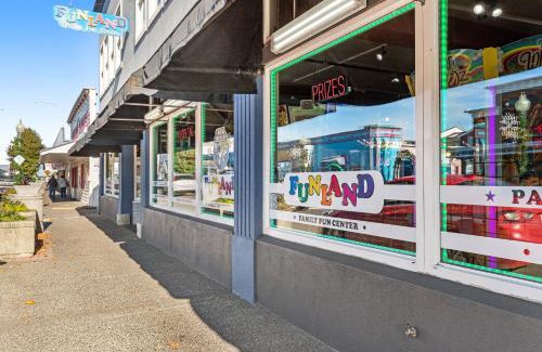 Long Beach House | Kid-Friendly Getaway at Sand & Sea Glass - Rated 9.1/10