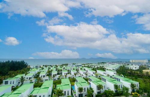 Dien Duong Apartment | Relaxing Sand2Sea Oceanview 2 Bedroom Hoi An Beach Retreat
