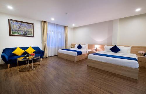 Duc Trong Hotel | Welcoming Sandals Star Hotel with Hot Tub & Breakfast