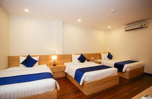 Duc Trong Hotel | Welcoming Sandals Star Hotel with Hot Tub & Breakfast