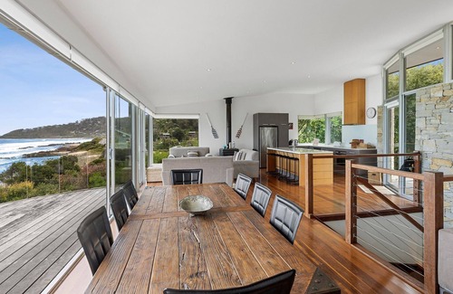 Separation Creek House | Oceanfront Retreat at Sandbanks, Perfect for Families & Pets