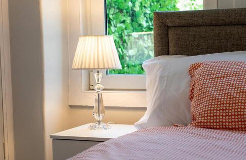 Deganwy Apartment | Family-Friendly Getaway at Sandbanks Hotel