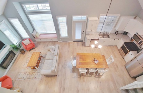 Okanagan-Similkameen House | Family-Friendly Sandcastle Cottage with Lake Views & Pool
