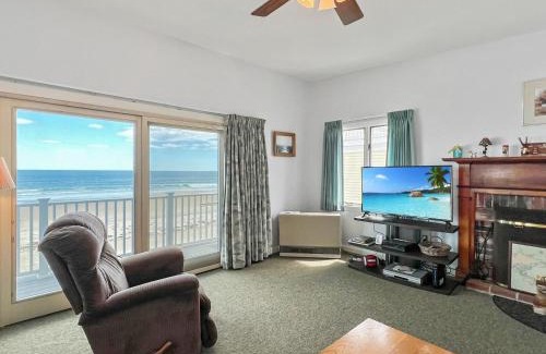 Wells Beach House | Family-Friendly Retreat at Sandcastle - W148 Vacation Home