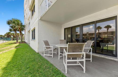 Cocoa Beach Apartment | Beachfront Bliss at Sandcastles - 4-Star Ocean View Escape