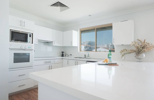 Scarborough Apartment | Sandcastles Penthouse: Oceanfront Bliss with Pool & Sauna