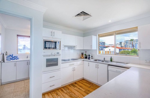 Scarborough Apartment | Sandcastles Penthouse: Oceanfront Bliss with Pool & Sauna