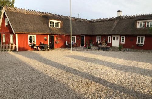 Everod Bed & Breakfast | Cozy Sanddala Bed & Breakfast: Family-Friendly with Kitchen