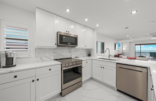 Sanibel Condo | Sanddollar #B301 is a 2/2 Beach Front Vacation Rental on Sanibel Island
