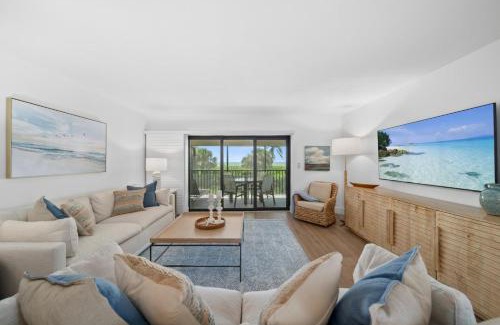 Sanibel House | Relaxing Retreat at Sanddollar #C104 with Pool & Breakfast