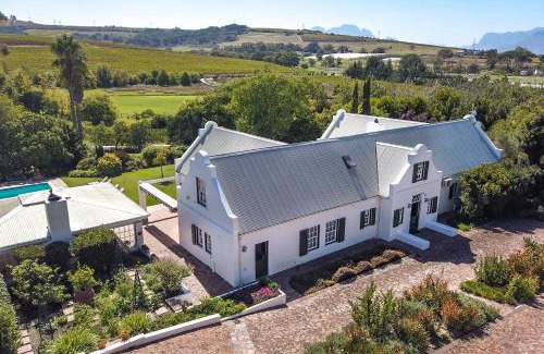 Trawal House | Experience Sanddrif Guest Farm: Family-Friendly & Rated 10/10