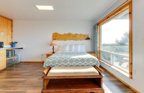 Waldport Apartment | Family-Friendly Retreat at Sanderling Sea Cottages Unit 14