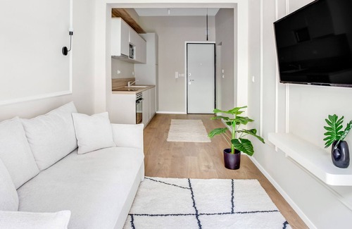 Neapoli-Sykies Apartment | Sanders New Town - Gorgeous 1-Bdr. Apt. w/ Balcony