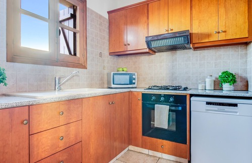 Peristerona Villa | Sanders View: Dreamy 7-Bedroom Villa with Private Pool