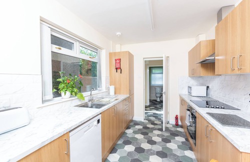 Gorseinon Villa | Comfortable Sandfields House with Family-Friendly Amenities