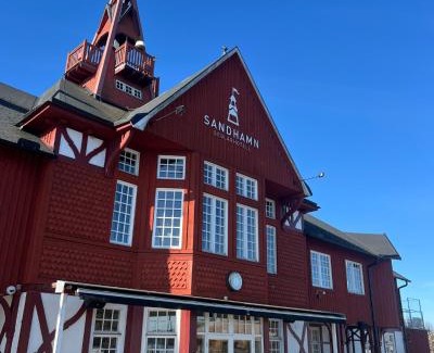 Sandhamn Hotel | Experience Comfort at Sandhamn Seglarhotell - Pet Friendly Stay